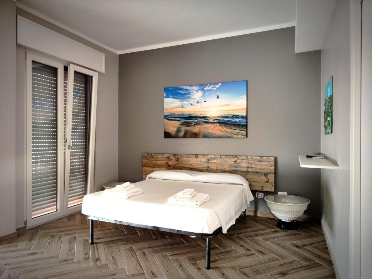Hotel The House Of The Waves Brindisi Exterior foto
